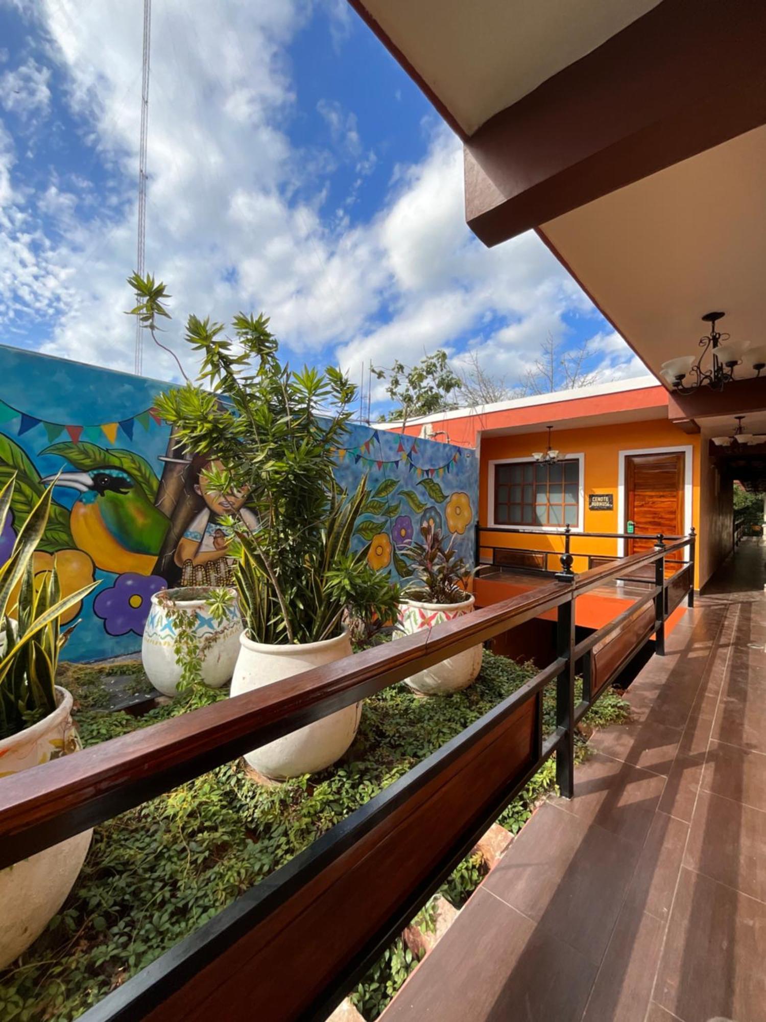 El Zaguan Colonial By Guruhotel Valladolid  Eksteriør billede