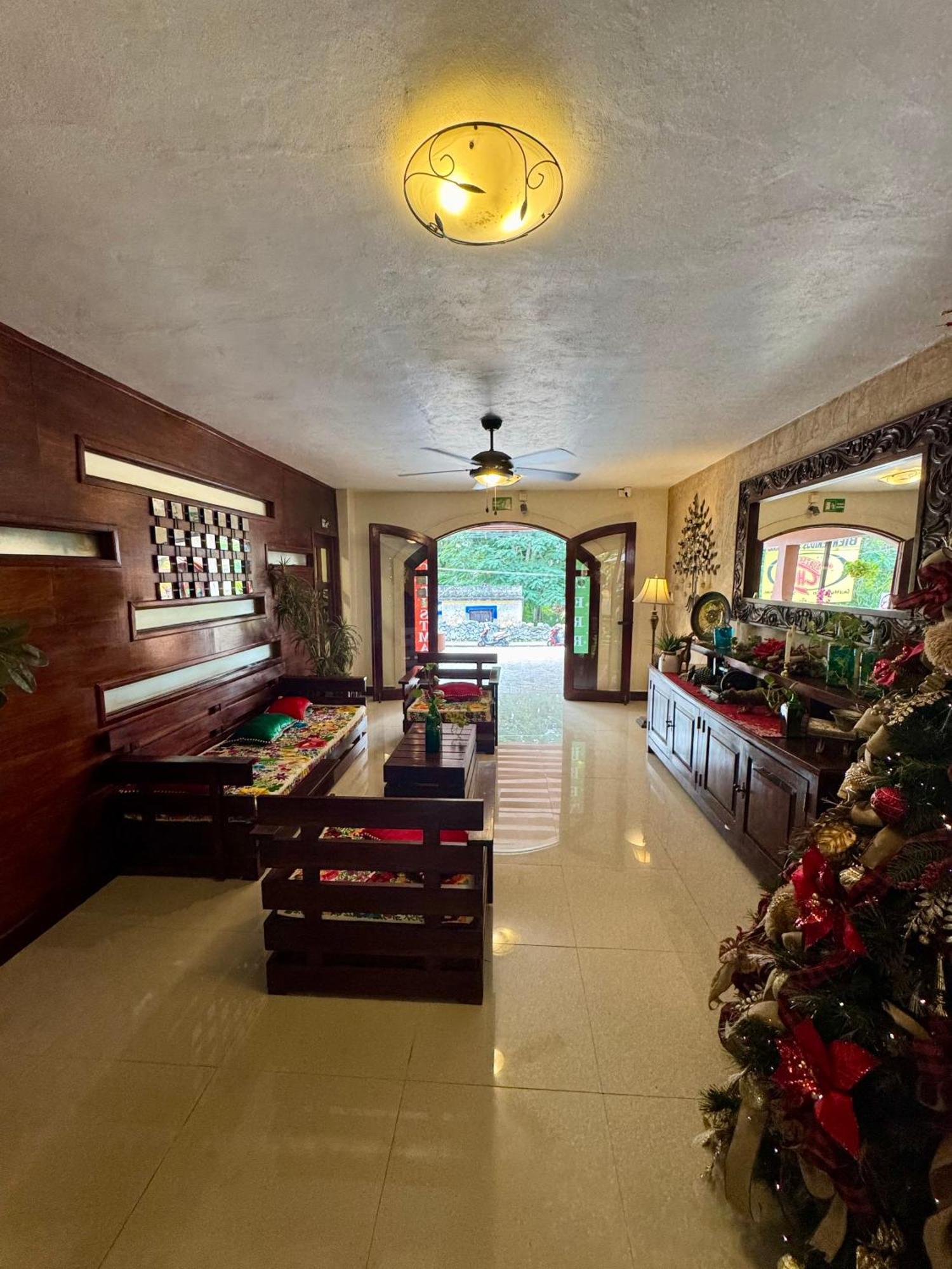 El Zaguan Colonial By Guruhotel Valladolid  Eksteriør billede